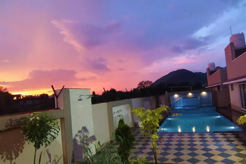 Nine Hill Villa - 2Bhk Private Villa With Pool Udaipur Exteriör bild
